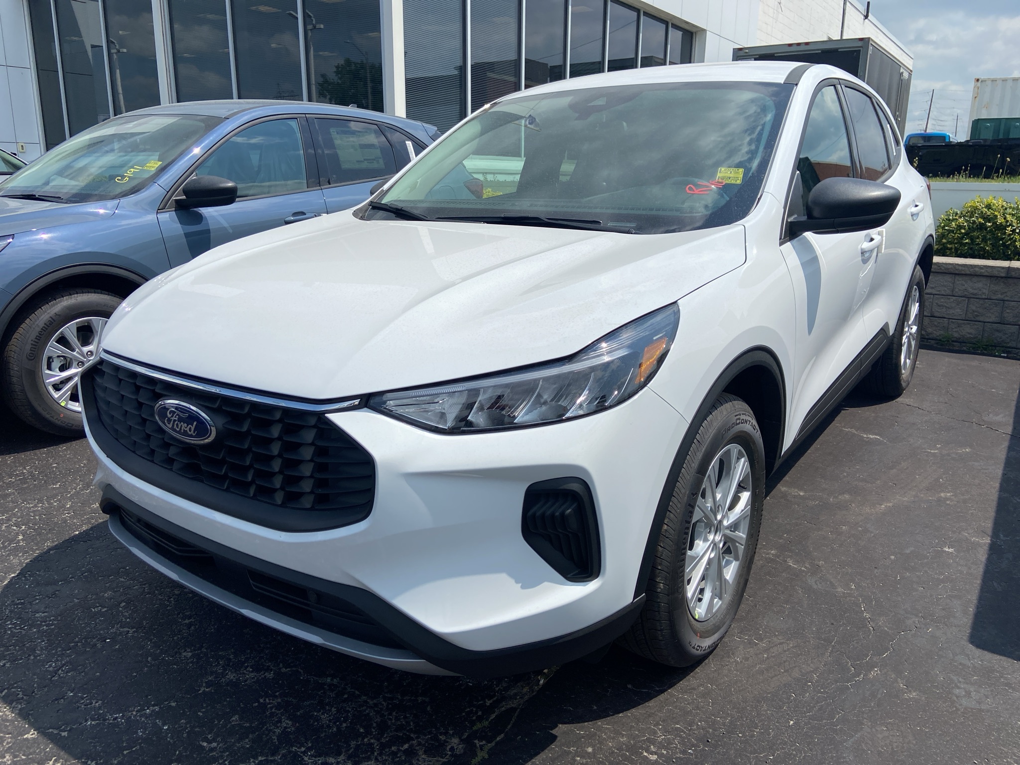 2025 Ford Escape Active - AWD 1.5L 200A PKG LANE KEEPING HEATED FRO