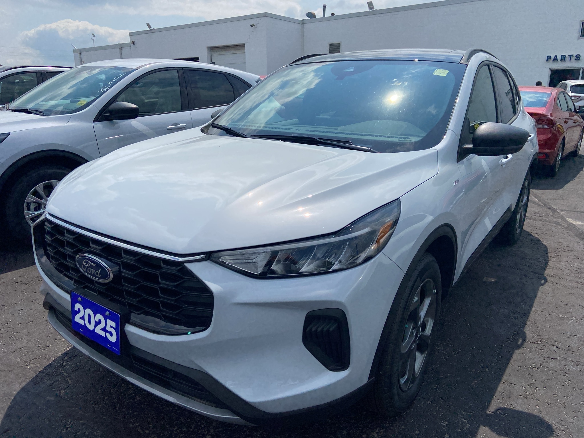 2025 Ford Escape ST-Line - AWD 2.5L HYBRID 301A PKG ADAPTIVE CRUISE