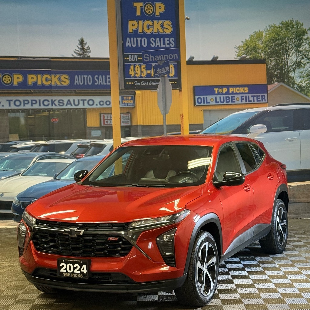 2024 Chevrolet Trax RS, Safety Assist, Cayenne Orange, Accident Free!