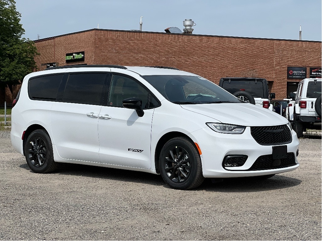 2025 Chrysler Pacifica
