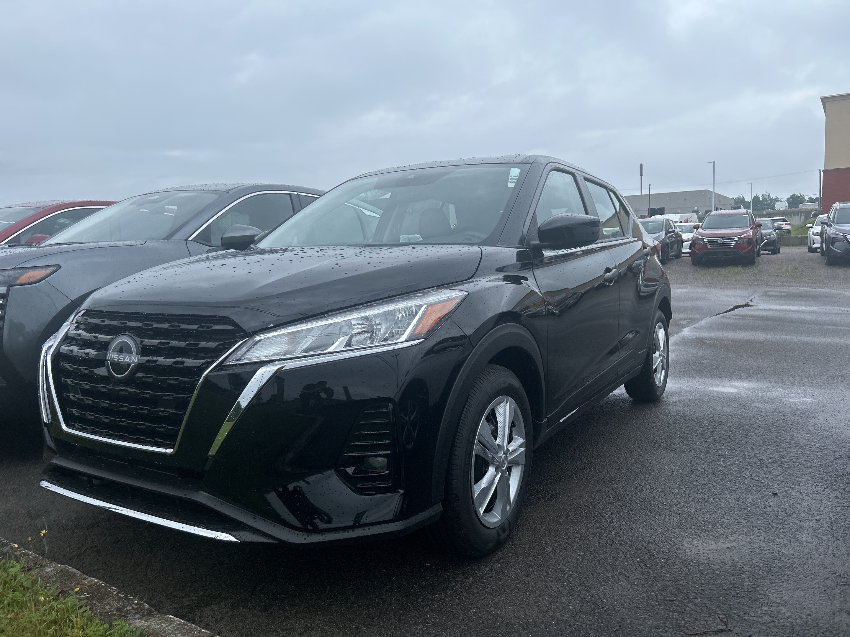 2025 Nissan Kicks Play S