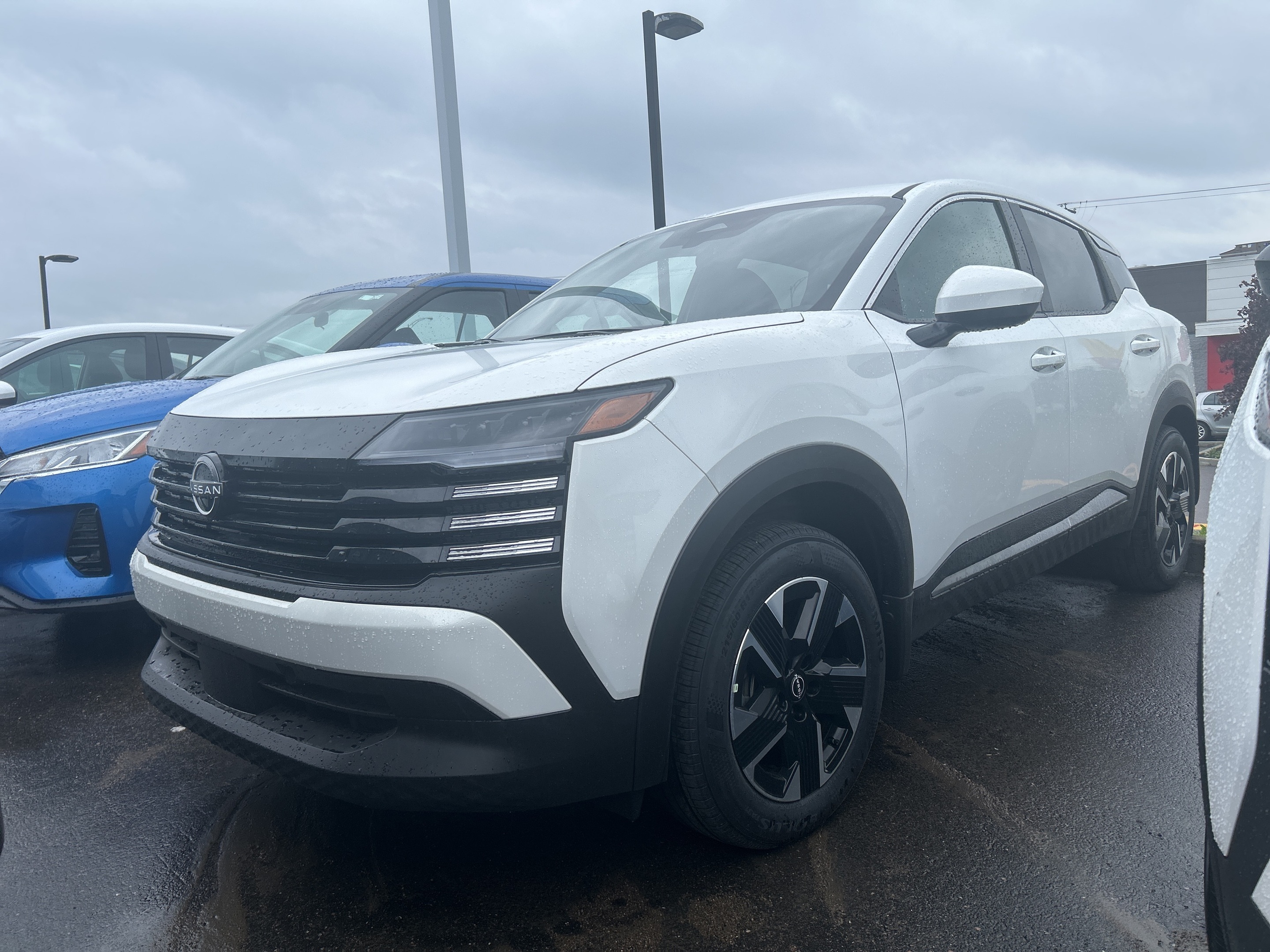 2025 Nissan Kicks SV