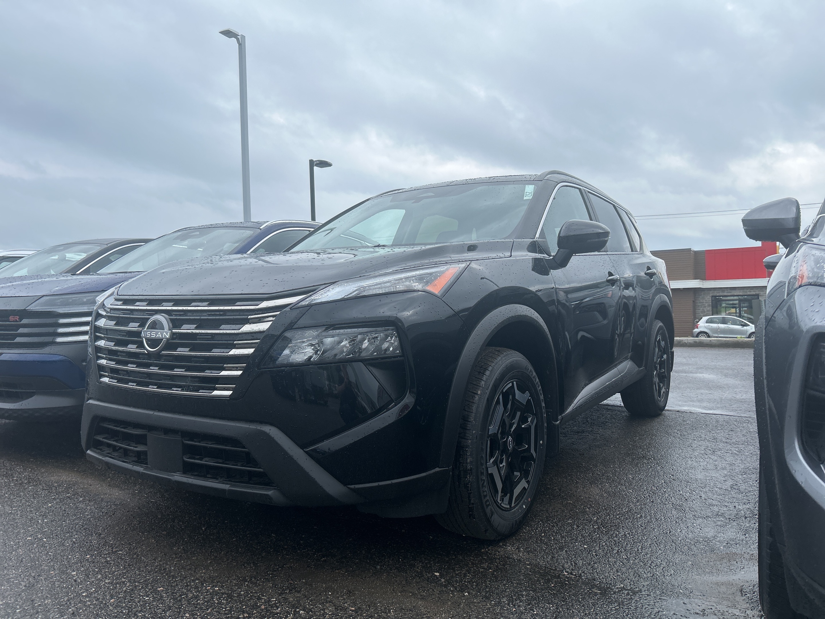 2025 Nissan Rogue MIDNIGHT EDITION