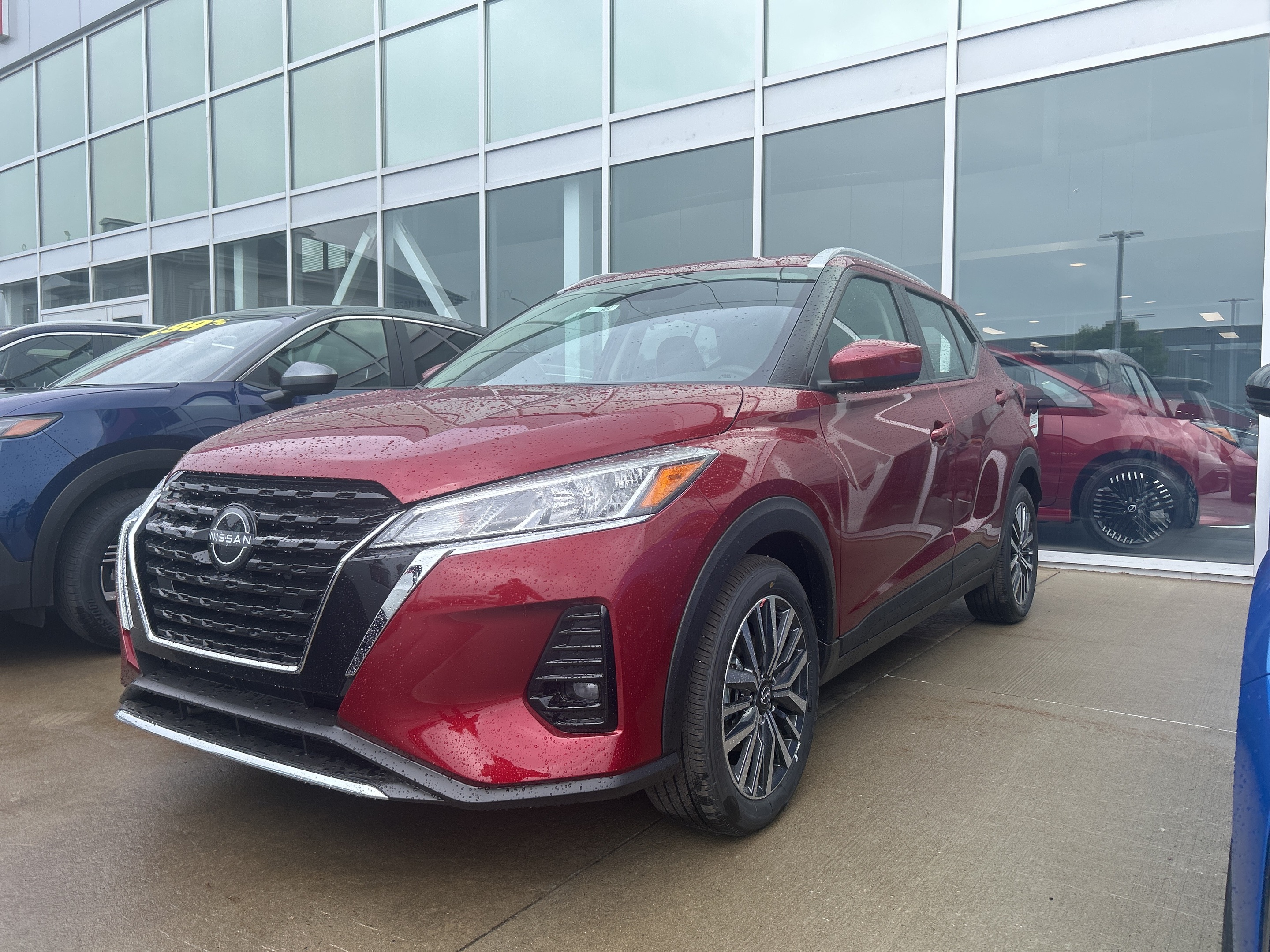 2025 Nissan Kicks Play SV