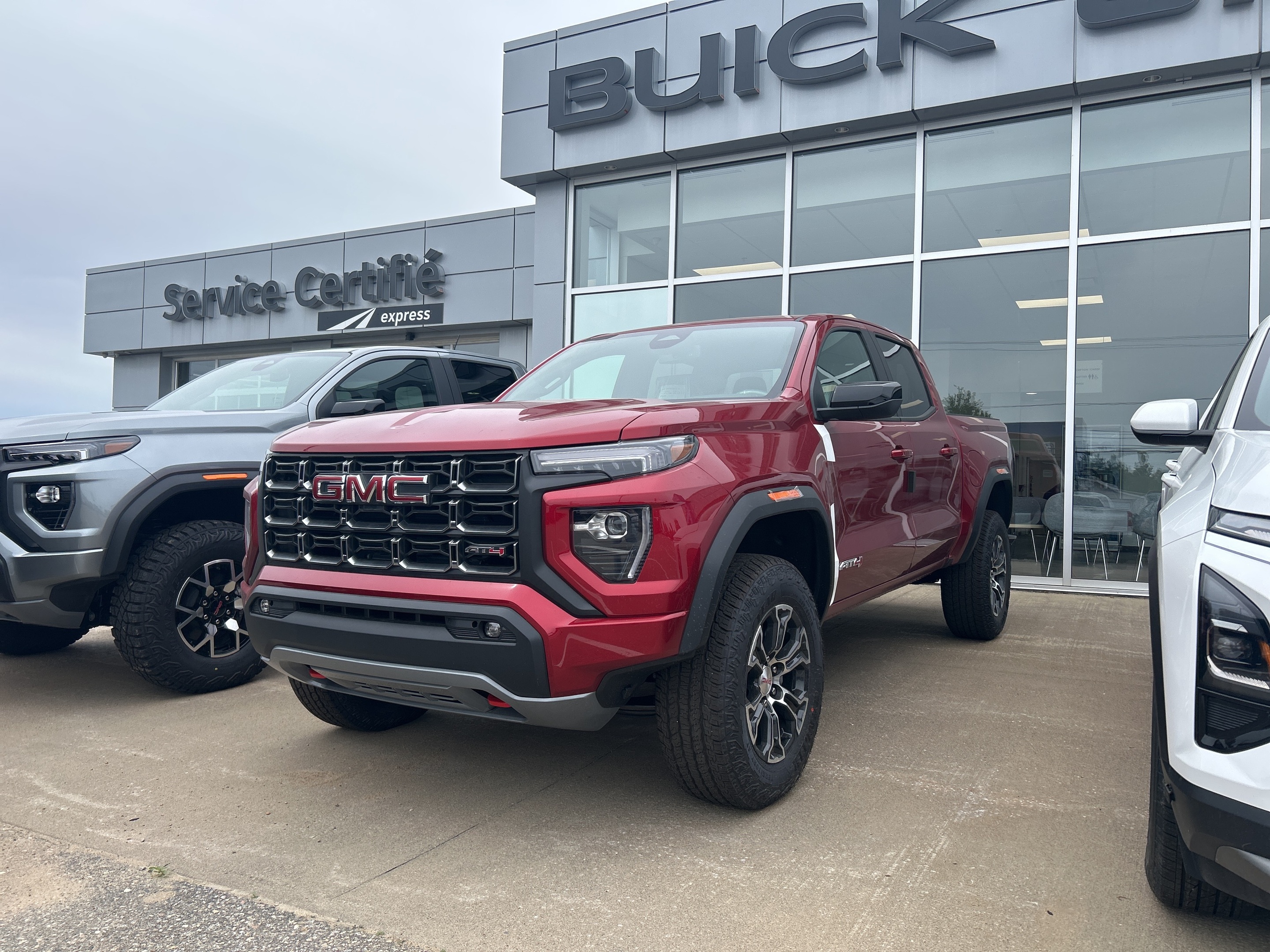 2025 GMC Canyon AT4