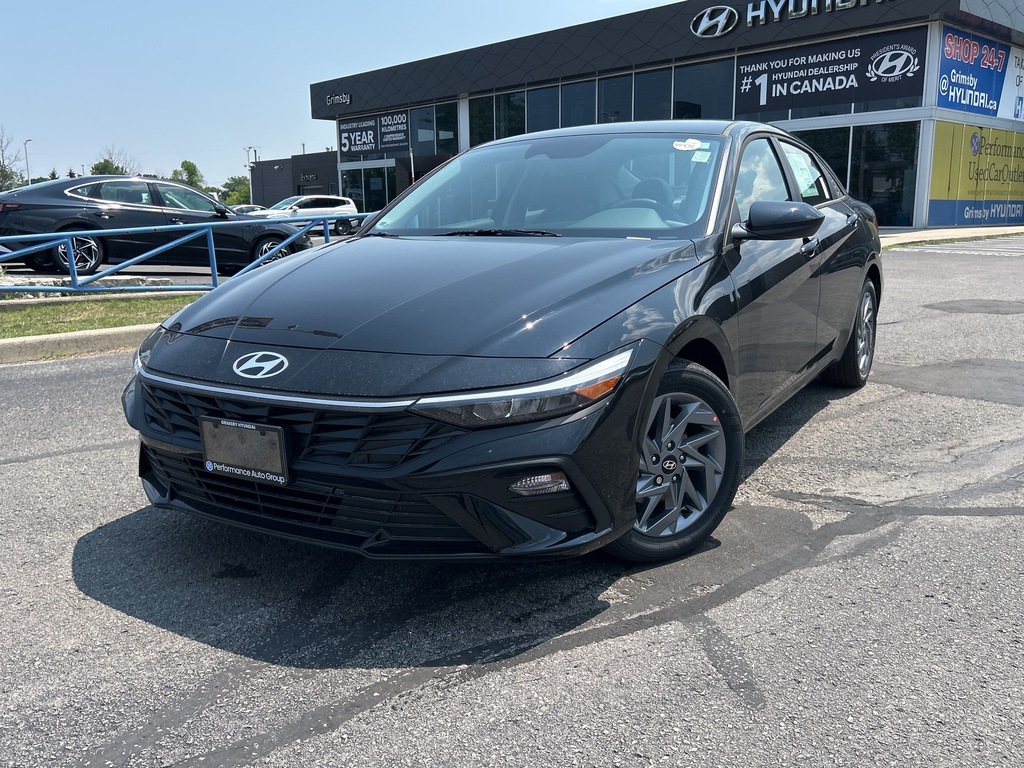 2025 Hyundai Elantra Preferred IVT