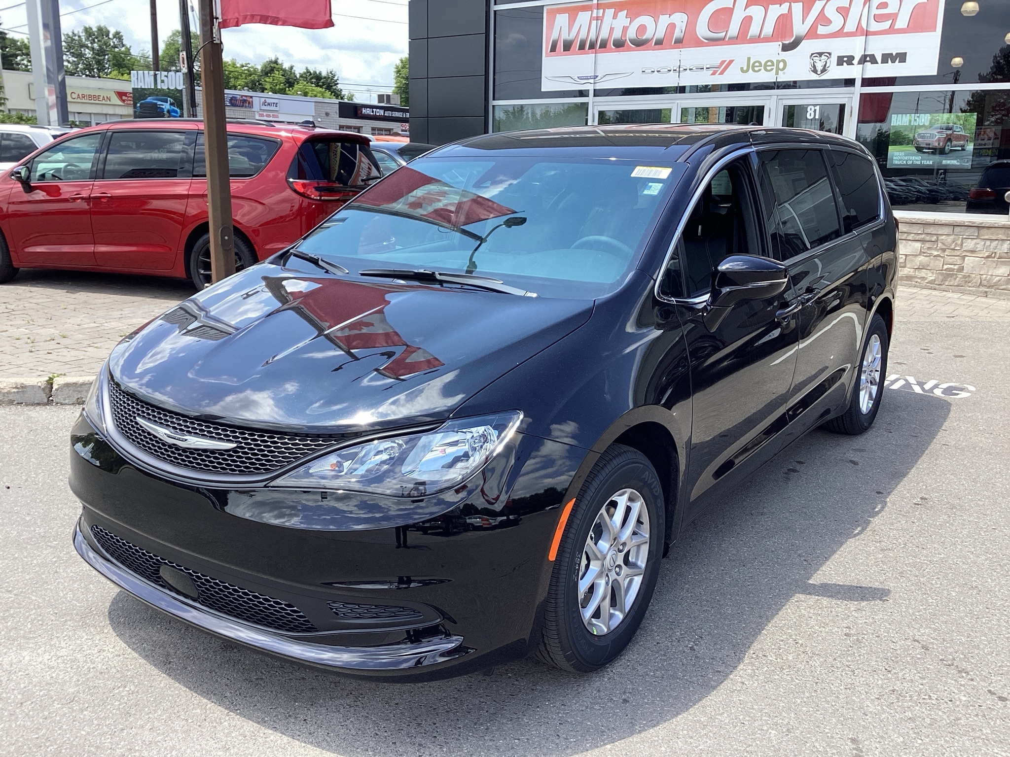 2025 Chrysler Grand Caravan