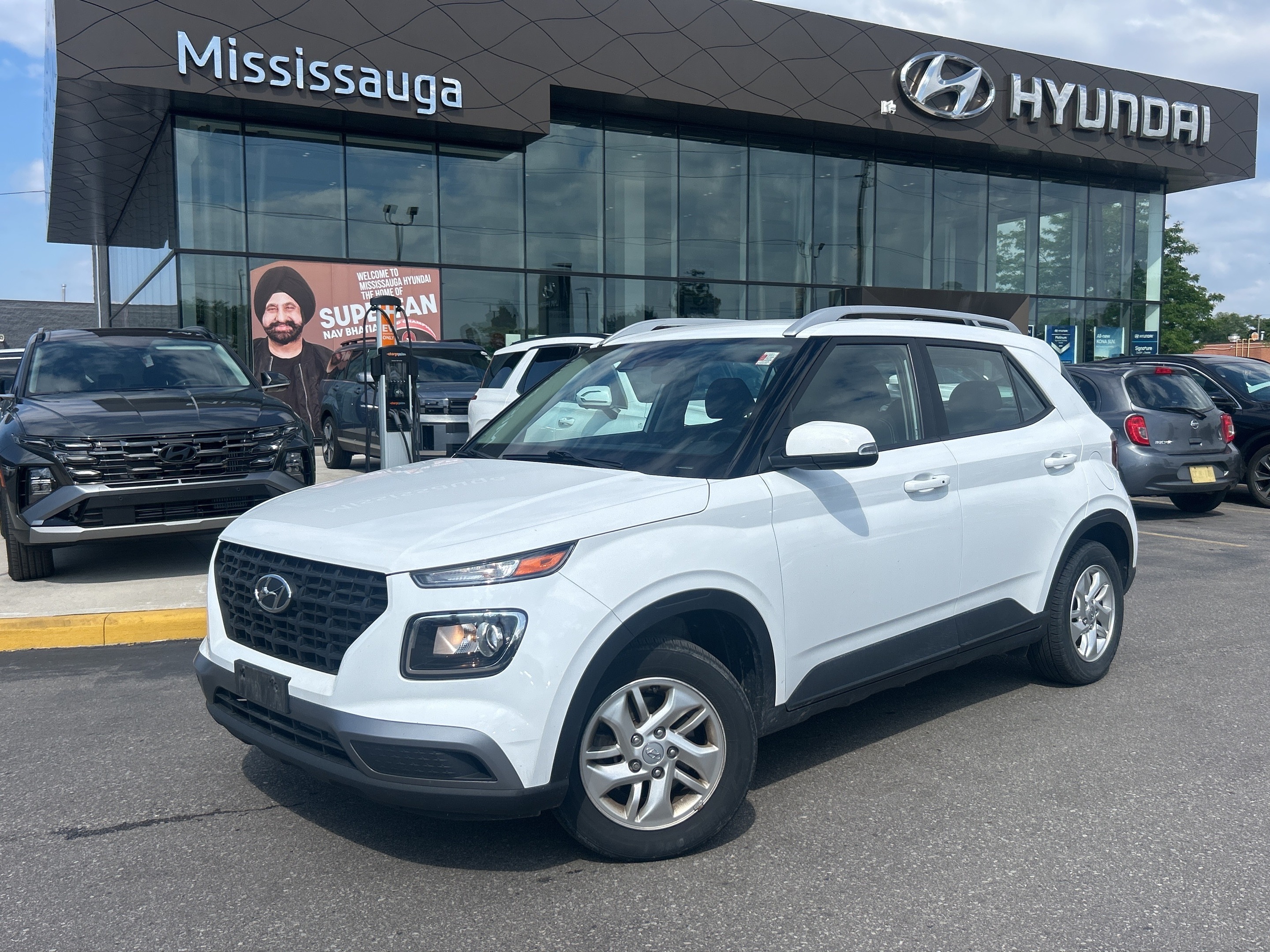 2022 Hyundai Venue Preferred | IVT | Car Play | Rear Camera
