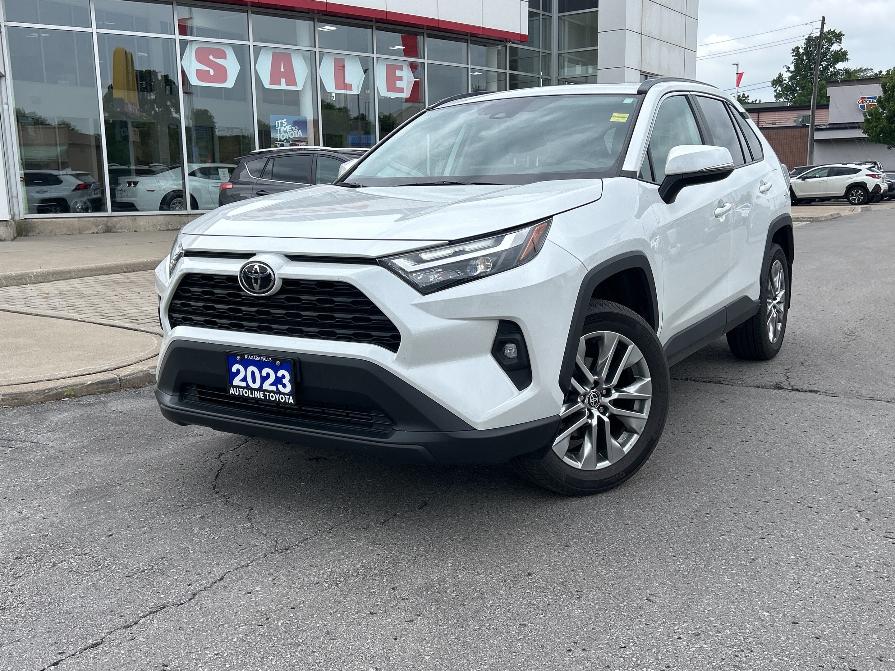 2023 Toyota RAV4 XLE PREMIUM AWD 