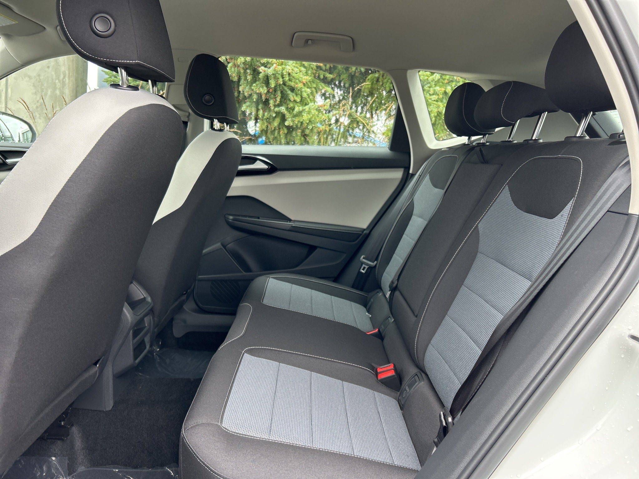 2025 Volkswagen Taos