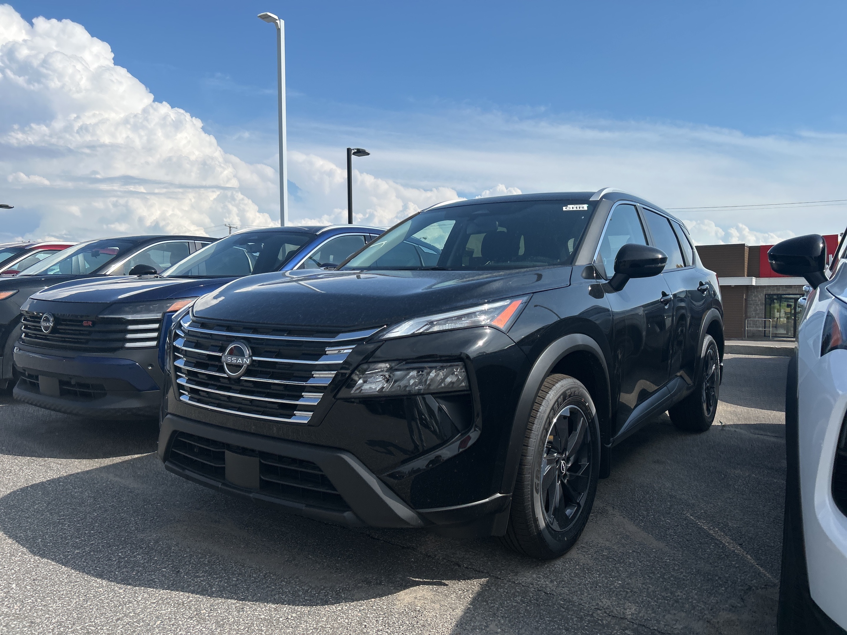 2025 Nissan Rogue AWD SV Moonroof