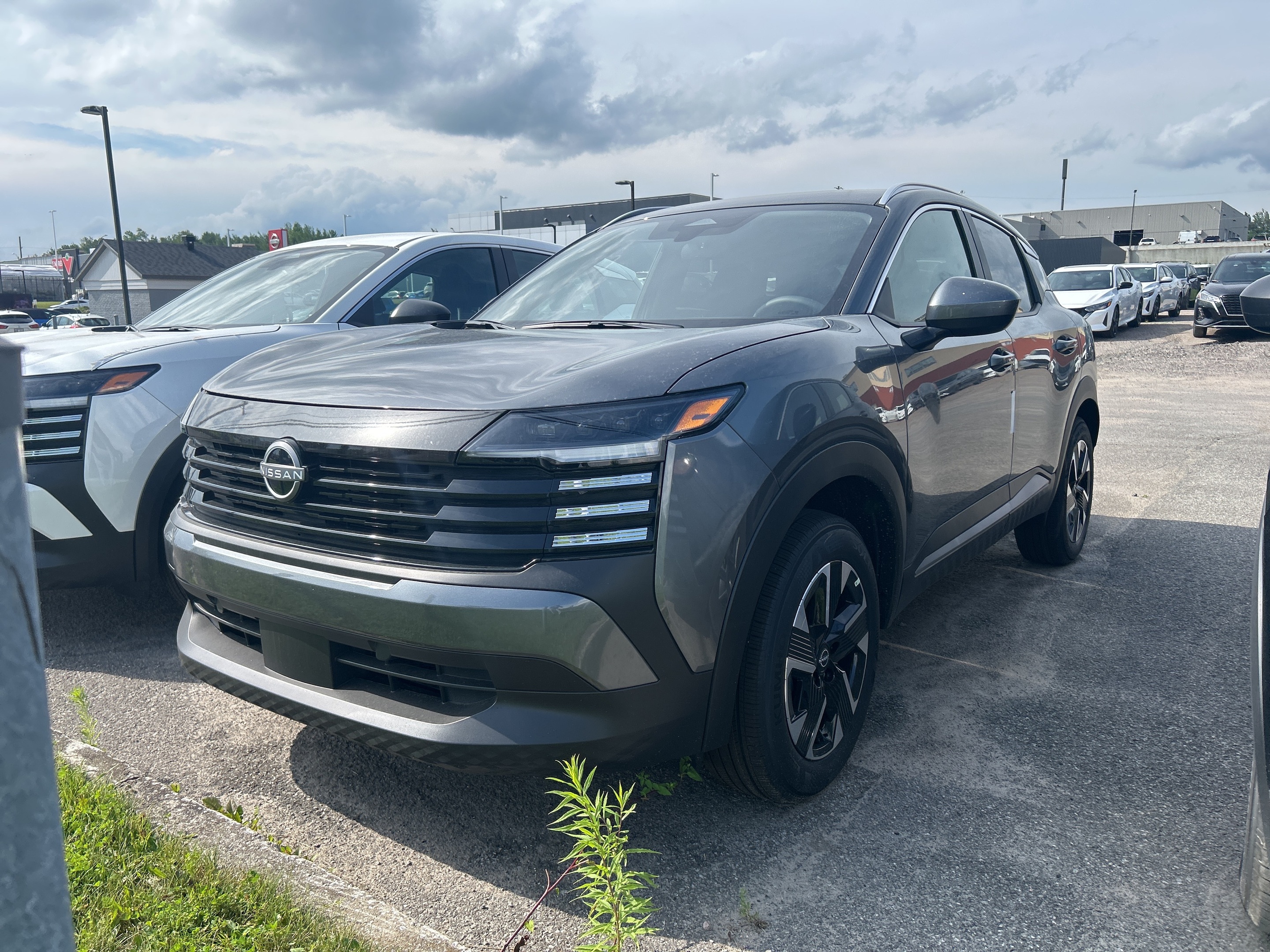 2025 Nissan Kicks SV AWD