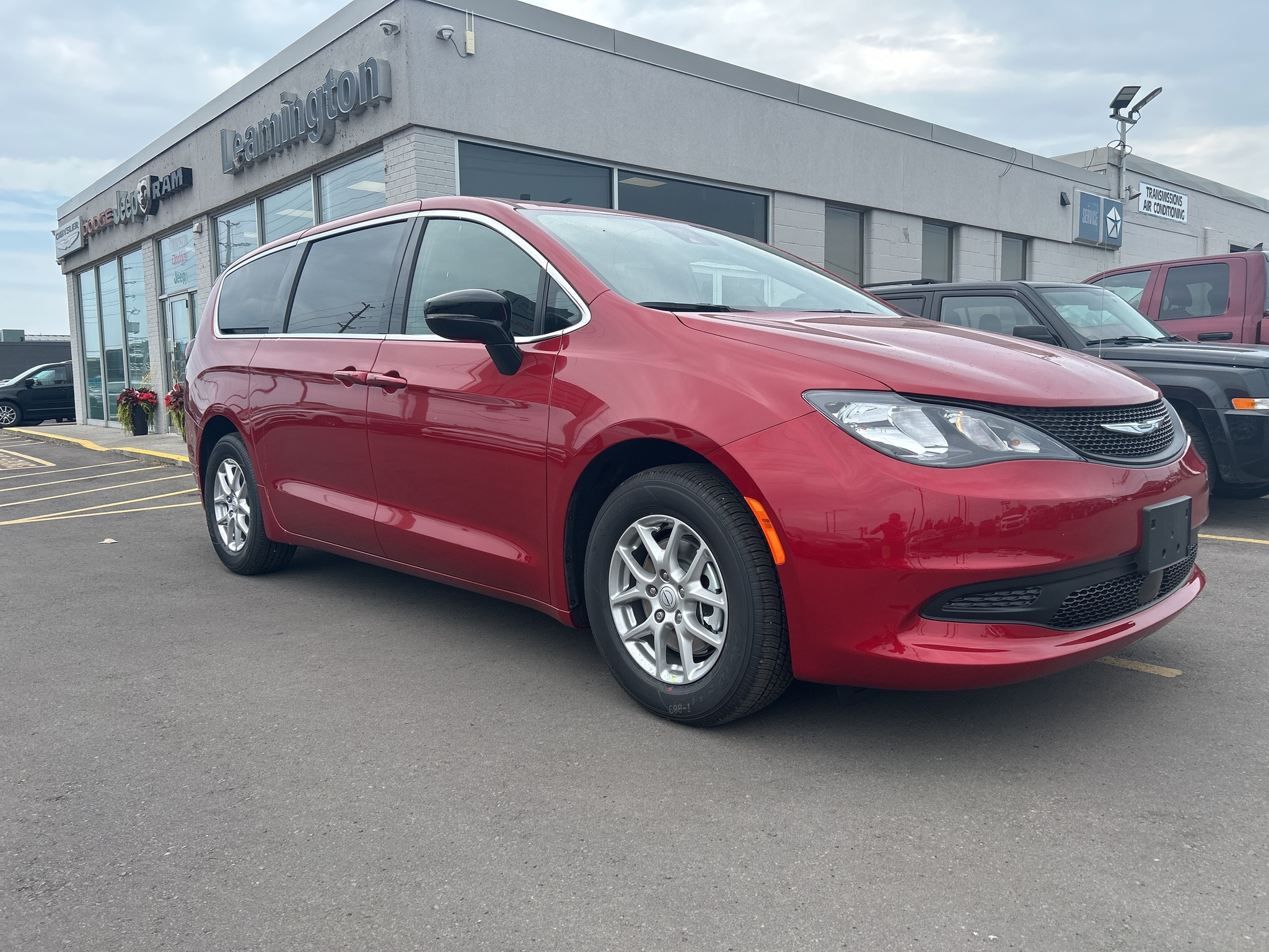 2025 Chrysler Grand Caravan