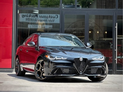 Image 31: 2025 Alfa Romeo Giulia