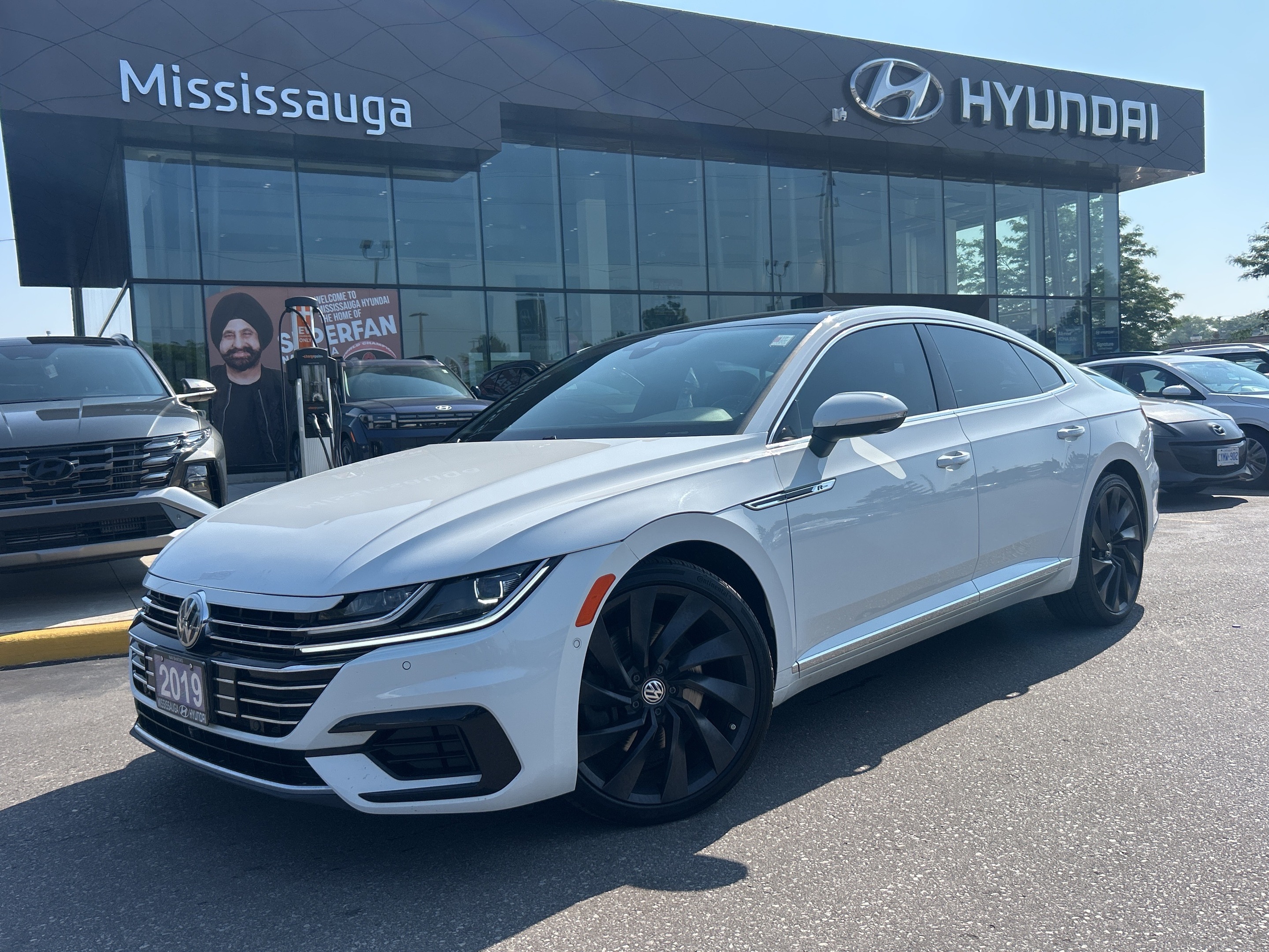 2019 Volkswagen Arteon Execline | 4Motion | Rear Camera | Fully loaded