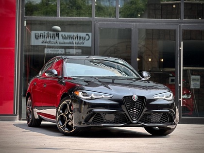 Image 24: 2025 Alfa Romeo Giulia