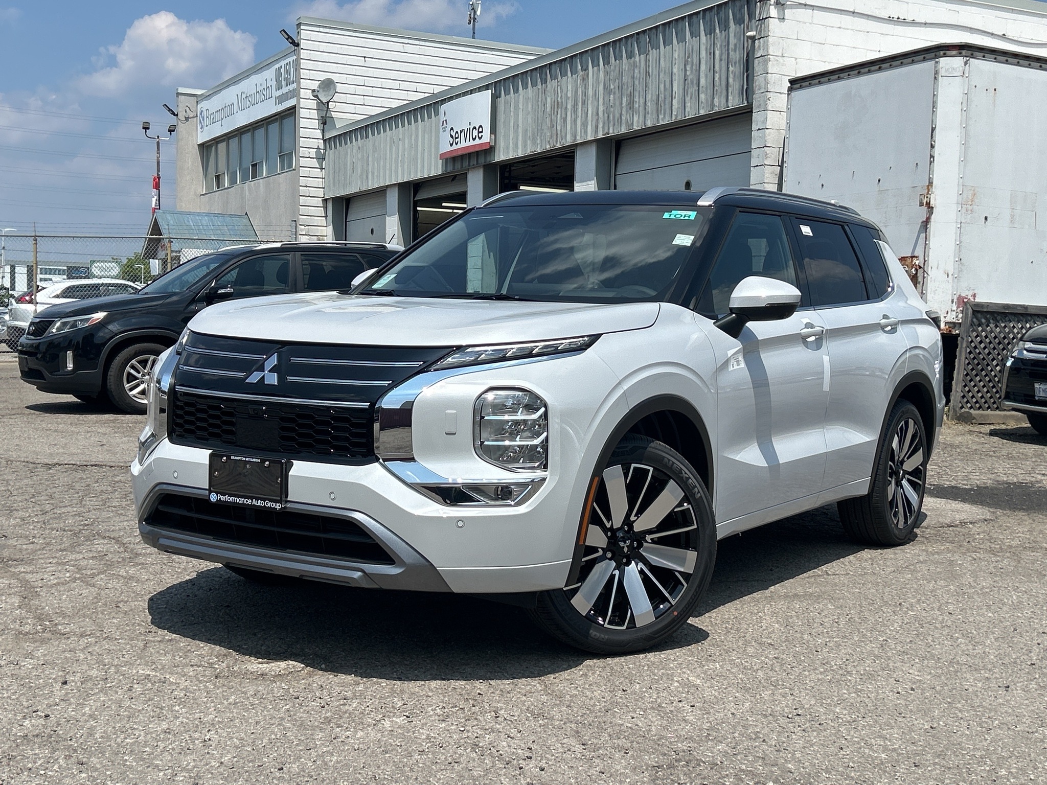 2025 Mitsubishi Outlander