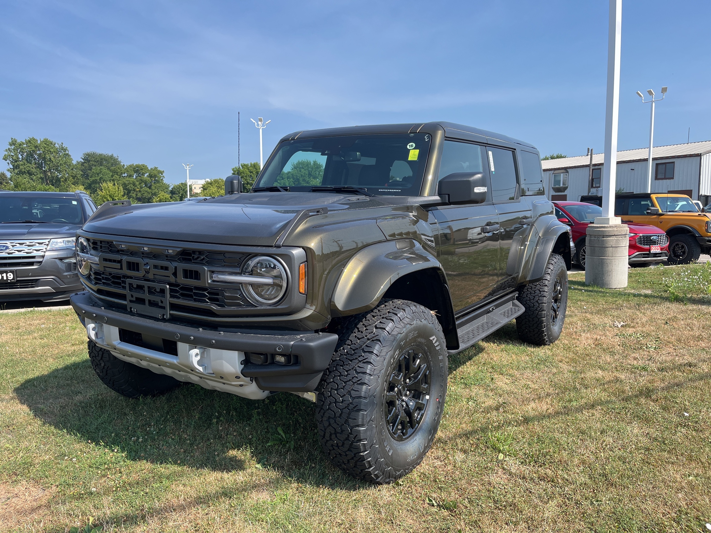 2025 Ford Bronco 
