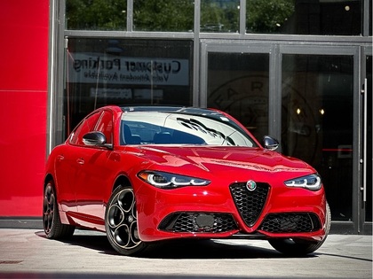 Image 22: 2025 Alfa Romeo Giulia
