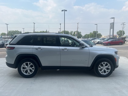 used 2023 Jeep Grand Cherokee car, priced at $36,295