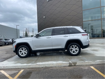 used 2023 Jeep Grand Cherokee car, priced at $34,500