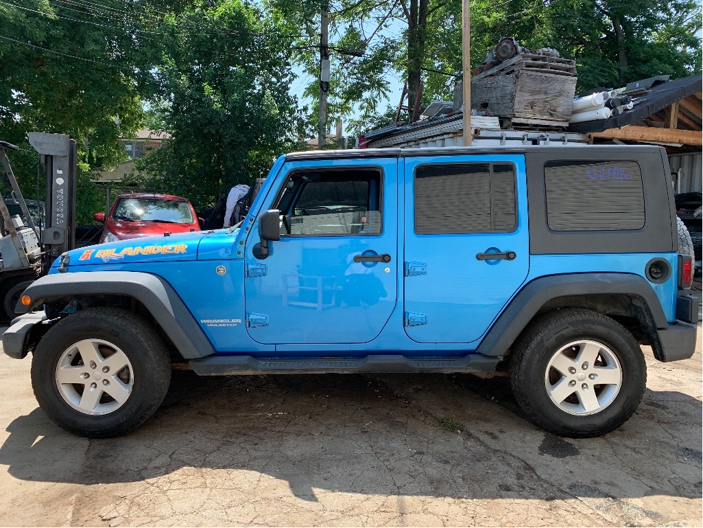 2010 Jeep WRANGLER UNLIMITED