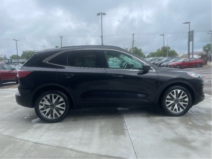 used 2021 Ford Escape car, priced at $25,876