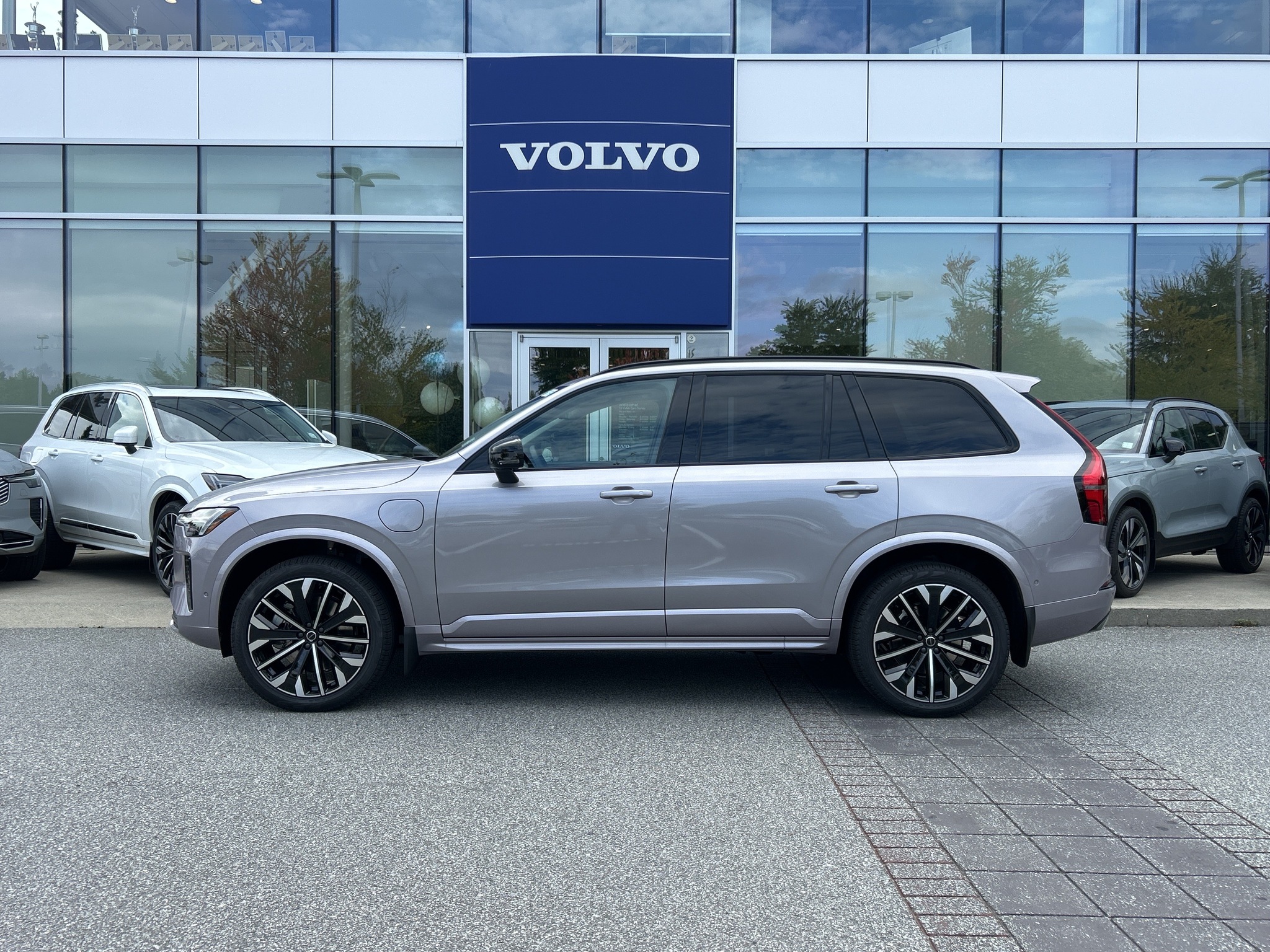 2026 Volvo XC90 Plug-In Hybrid
