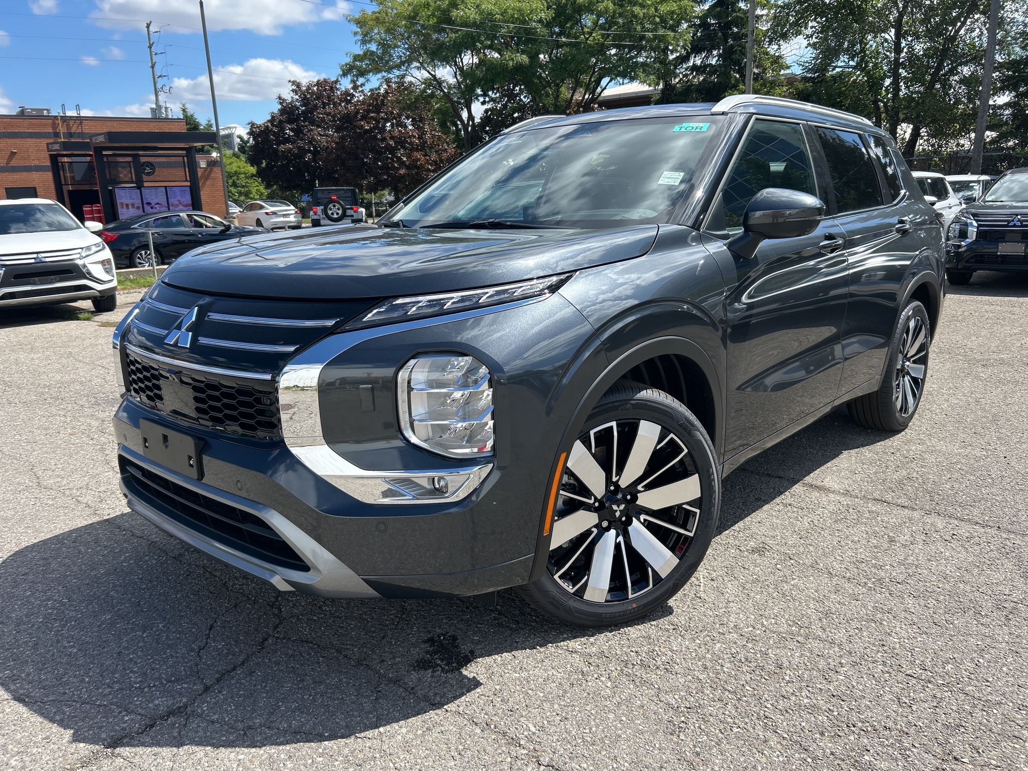 2025 Mitsubishi Outlander