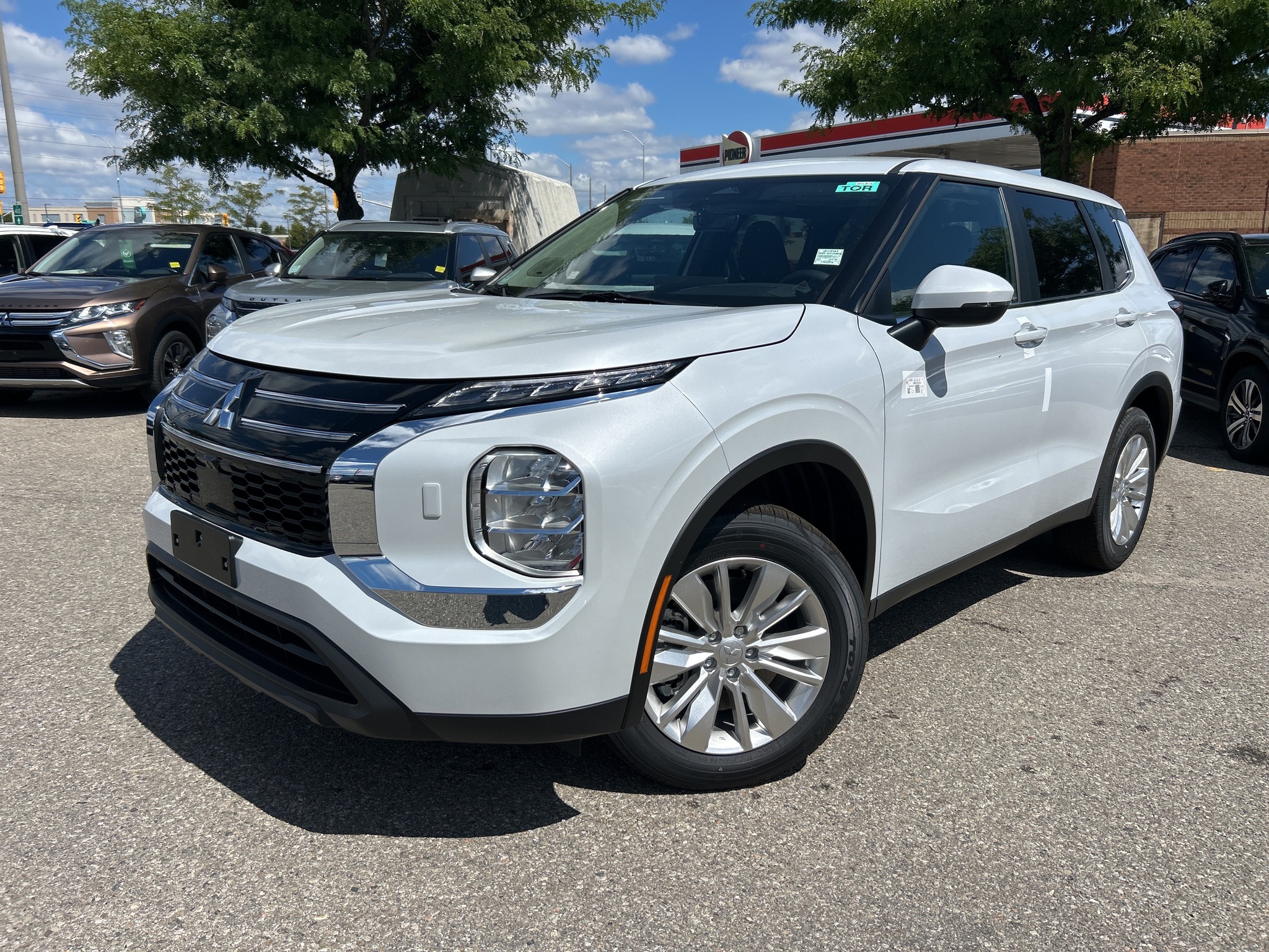 2025 Mitsubishi Outlander