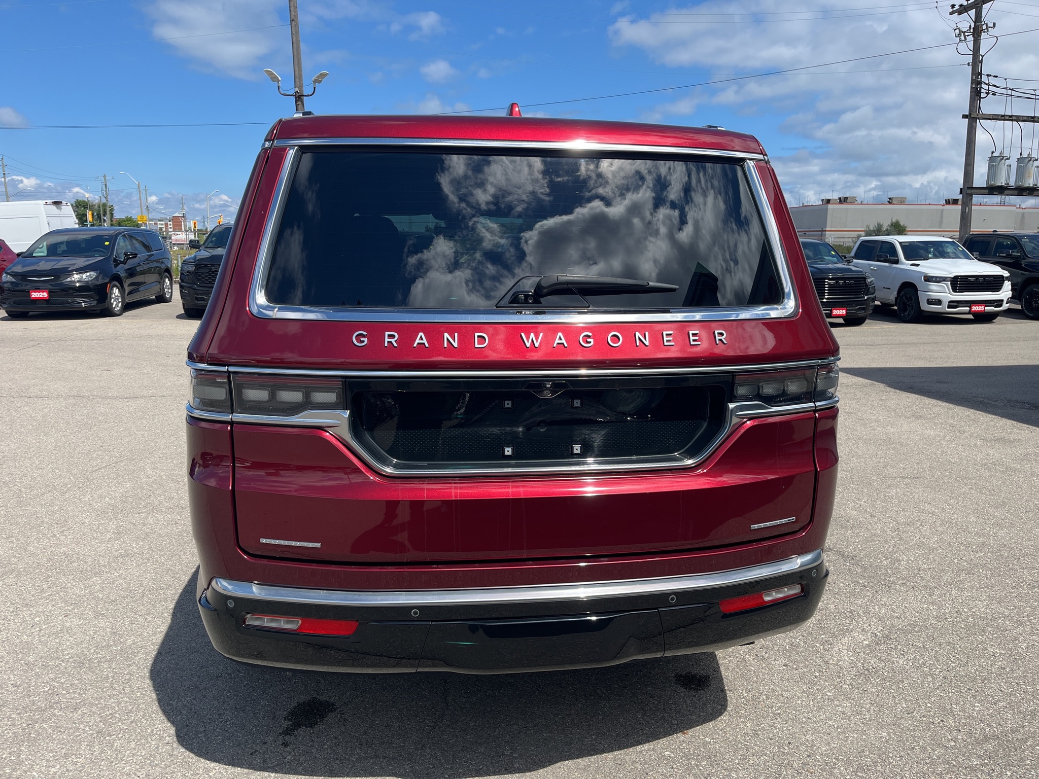 2022 Jeep Grand Wagoneer