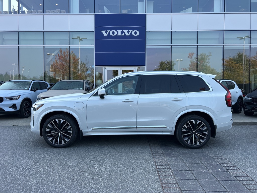 2026 Volvo XC90 Plug-In Hybrid T8 AWD Ultra Bright Theme 6-Seater