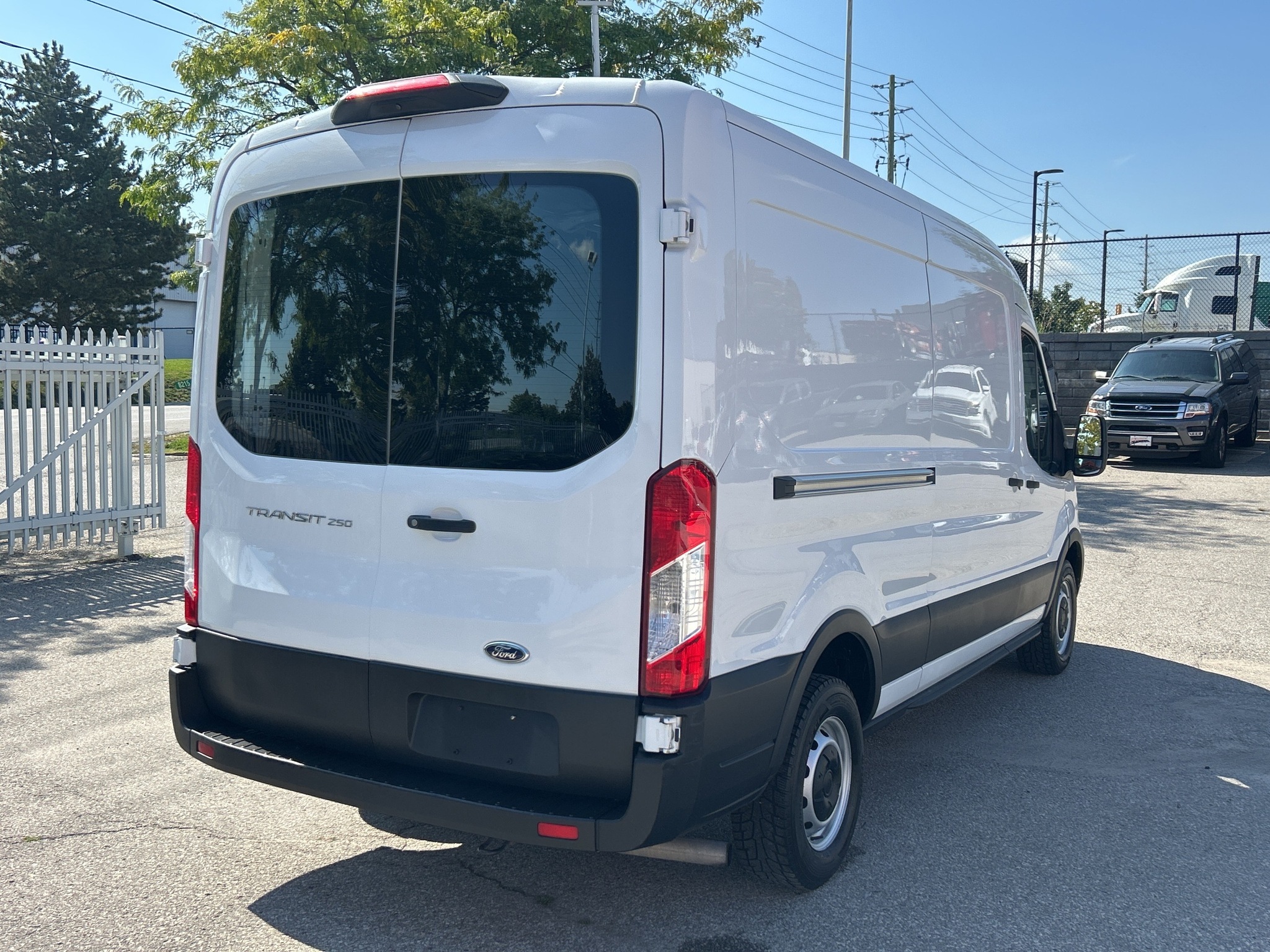 2021 Ford Transit Cargo Van