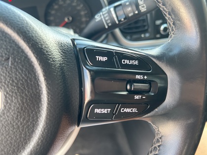 used 2022 Kia Rio 5-door car, priced at $17,486