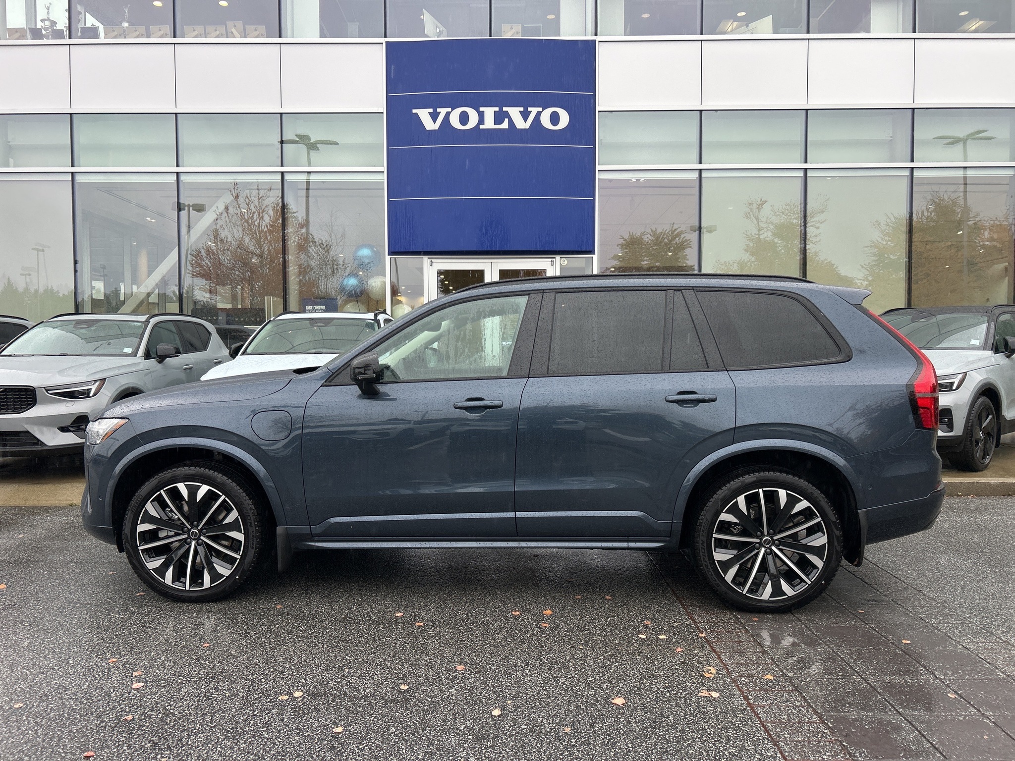 2026 Volvo XC90 Plug-In Hybrid