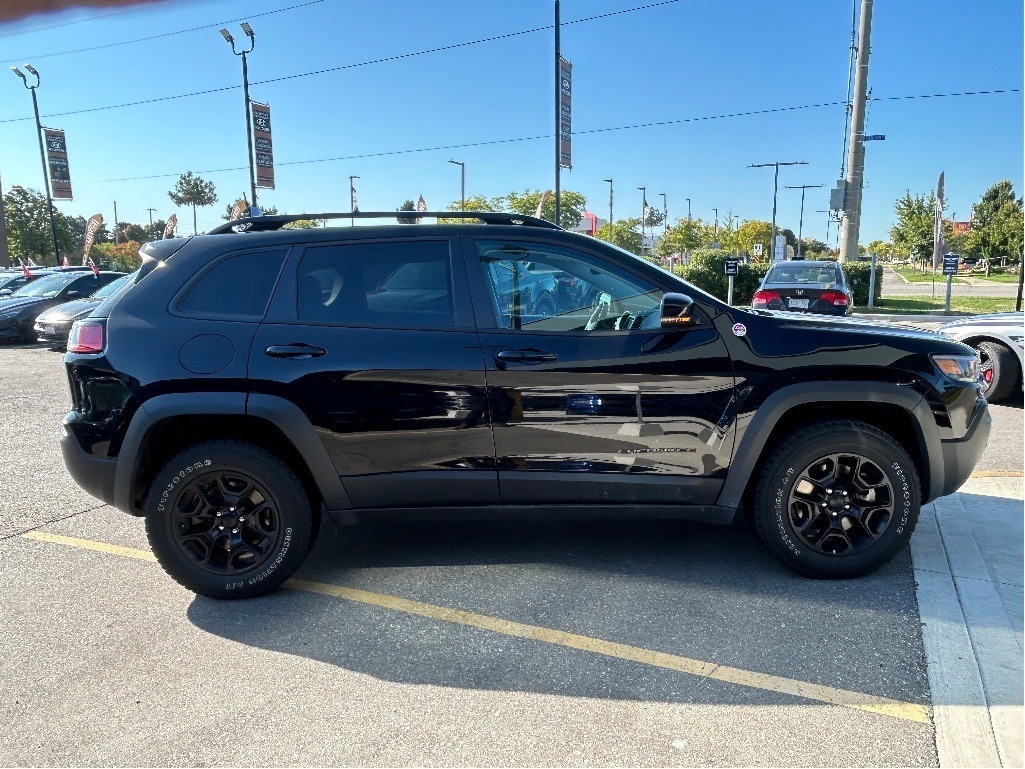 2022 Jeep Cherokee
