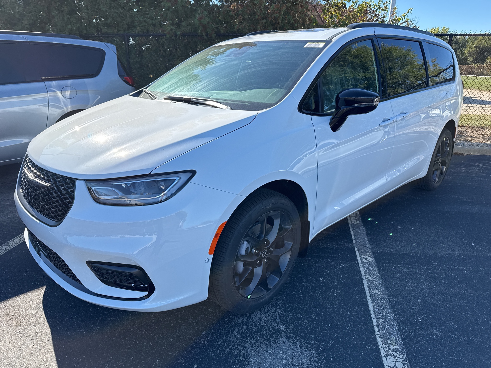 2026 Chrysler Pacifica