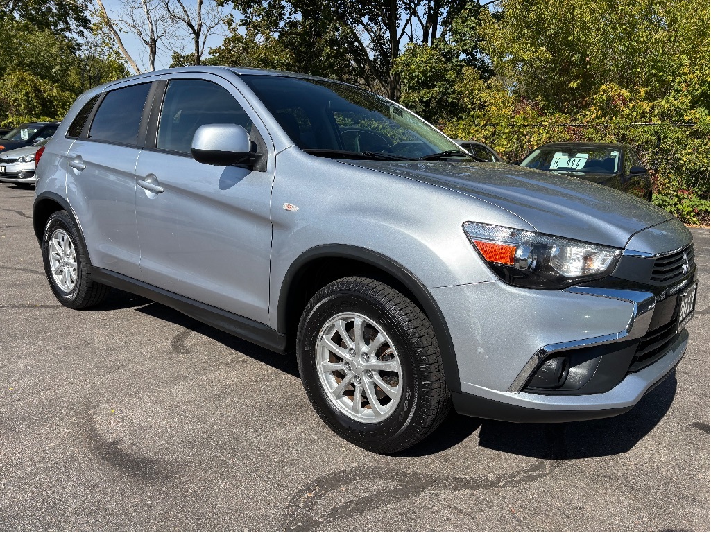2017 Mitsubishi RVR