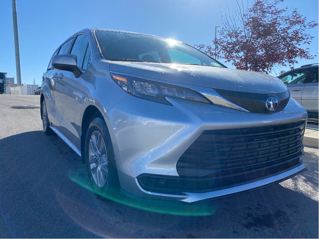 2025 Toyota Sienna