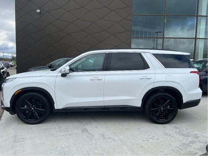 used 2025 Hyundai Palisade car, priced at $56,300