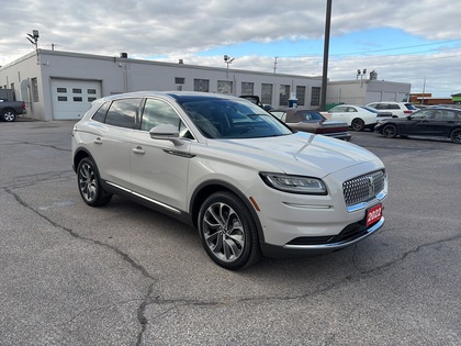 Lincoln Nautilus Reserve AWD