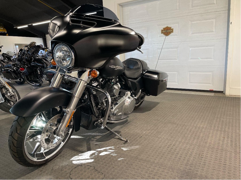 2020 Harley-Davidson Street Glide