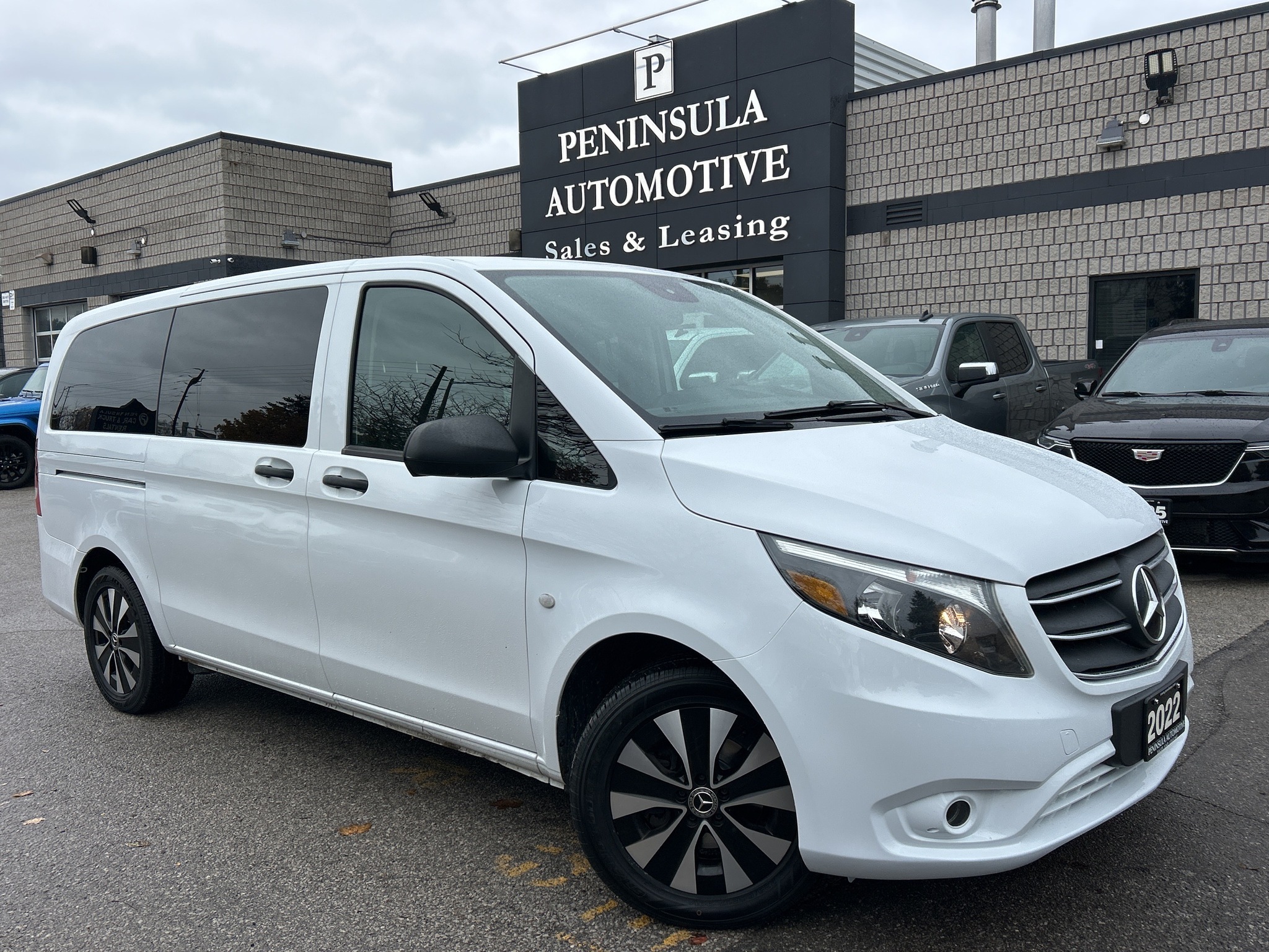 2022 Mercedes-Benz Metris Passenger Van