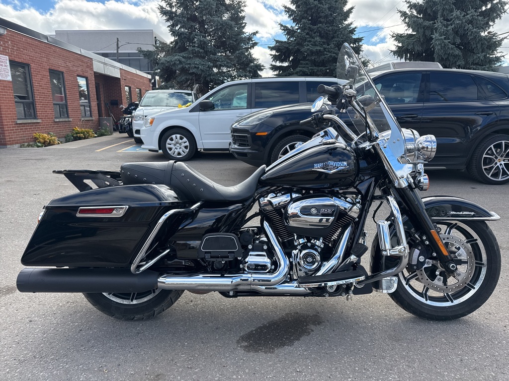 2019 Harley-Davidson Road King ~ ROAD KING ~ 107CI ~ V&H PIPES ~ CANADIAN ~ LOW K