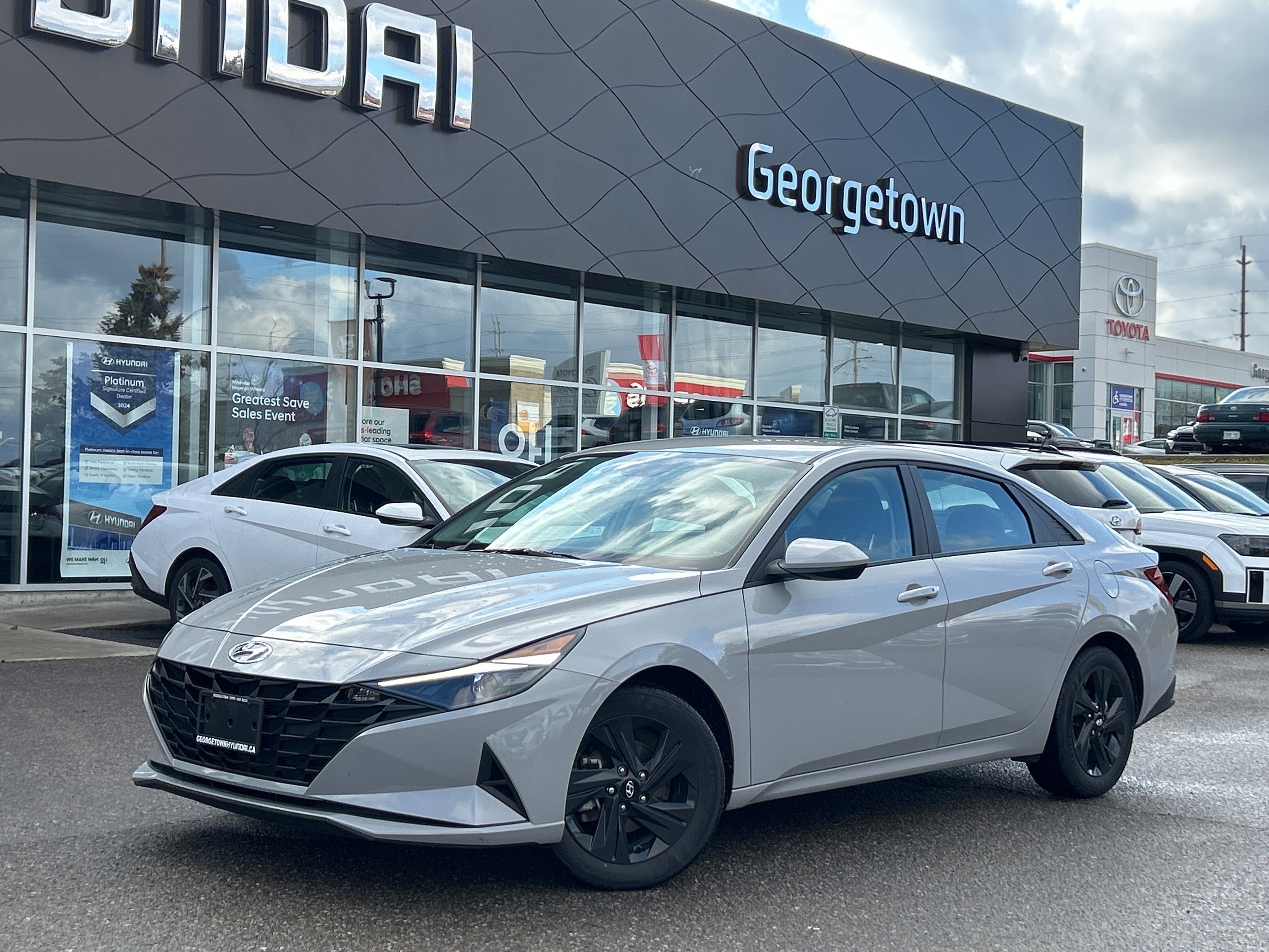 2023 Hyundai Elantra Preferred FWD
