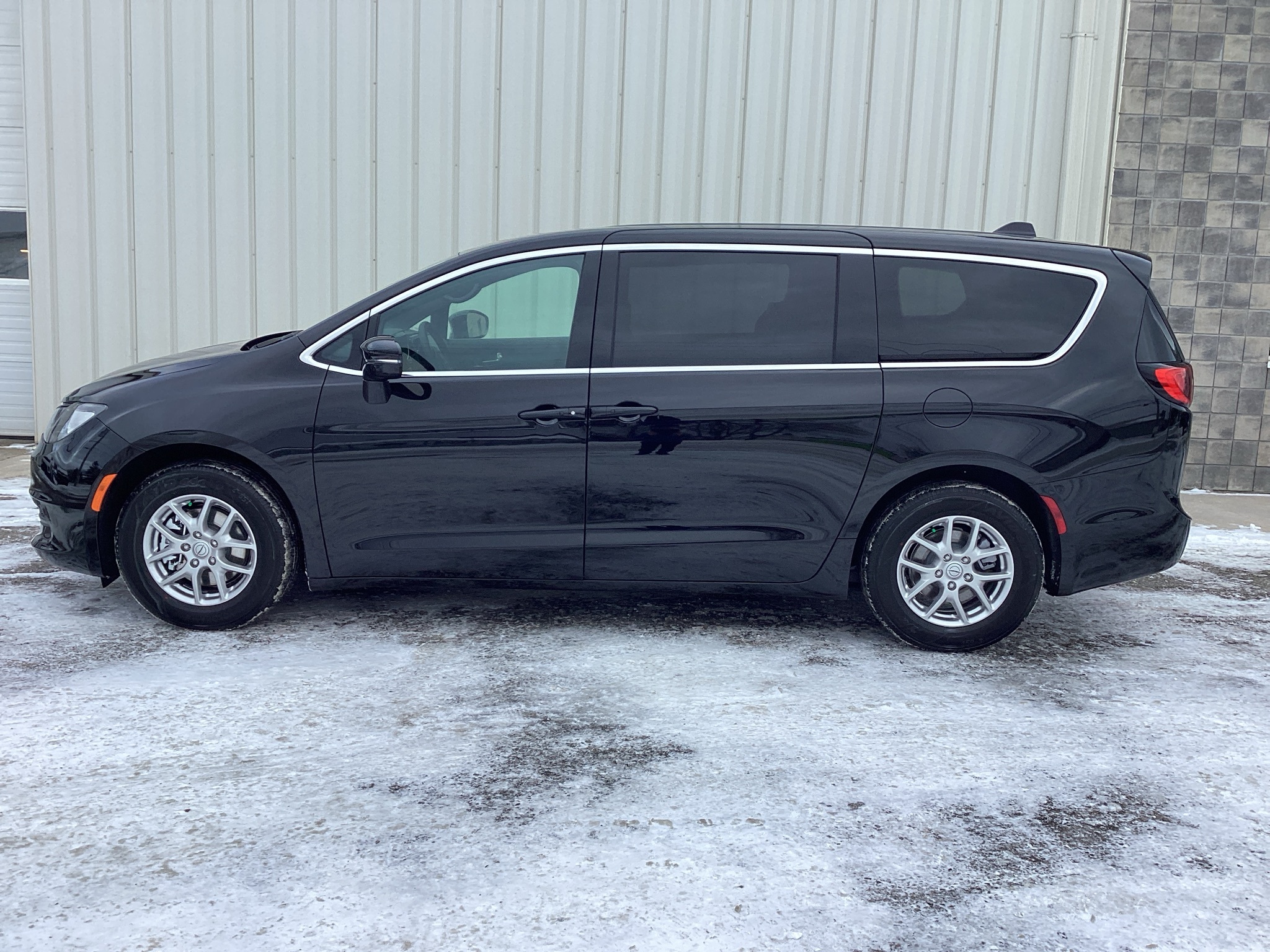 2026 Chrysler Grand Caravan