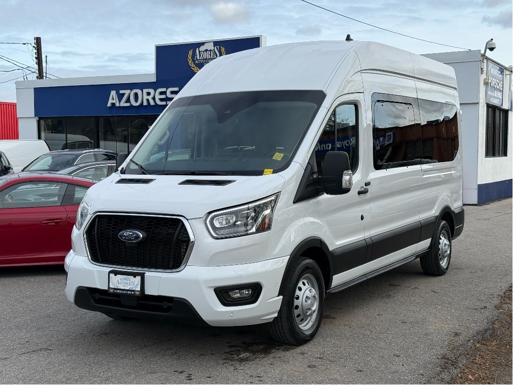 2023 Ford Transit Passenger Wagon