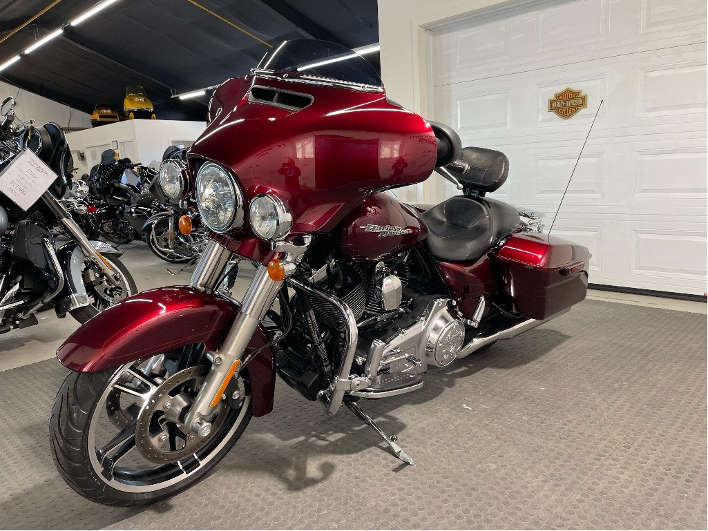 2014 Harley-Davidson Street Glide Special