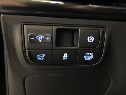 used 2025 Hyundai Tucson Hybrid car, priced at $43,000