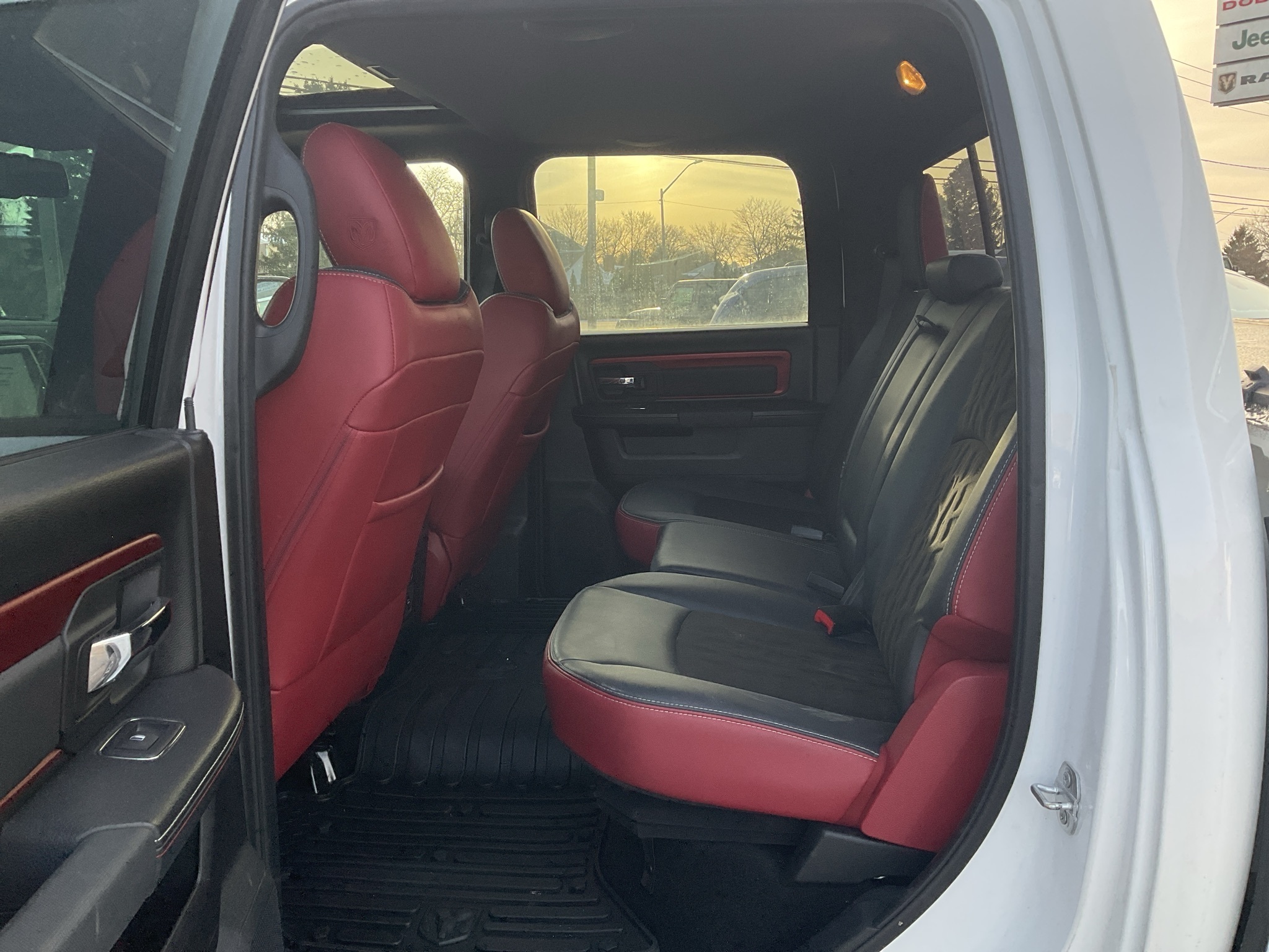 2016 RAM RAM 1500 Crew Cab 4x4